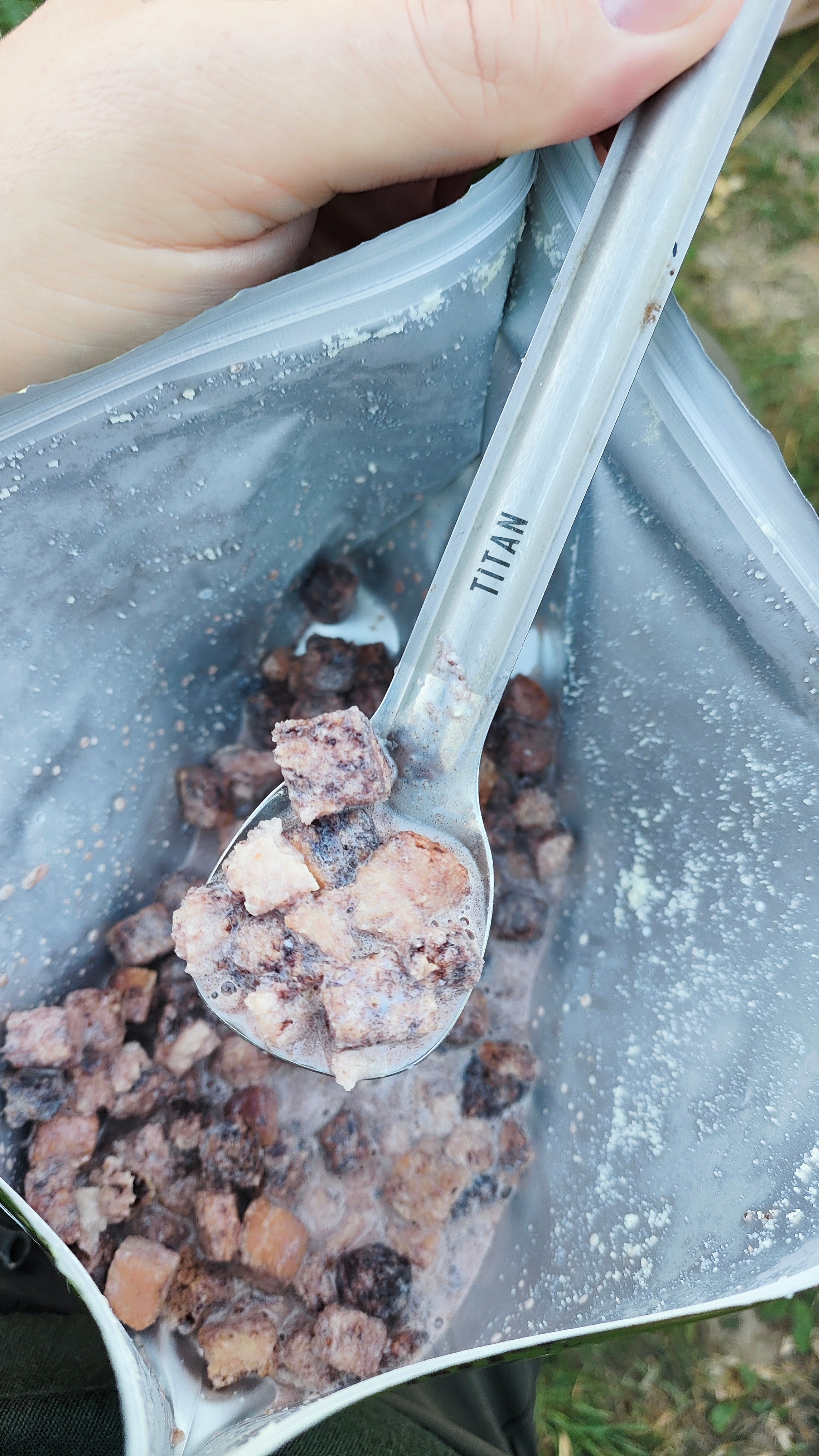 CONVAR™ Feldküche Schokoknusperwürfel mit Milch (150g)