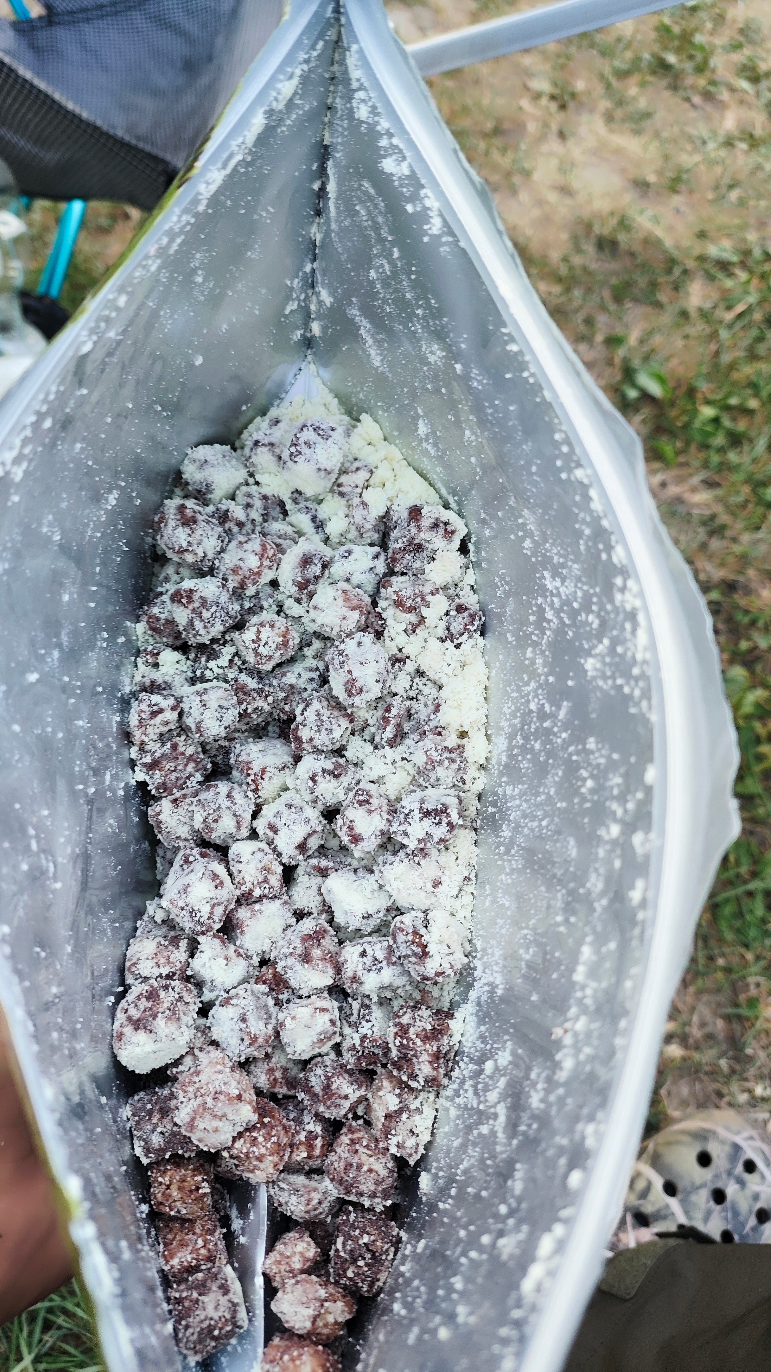 CONVAR™ Feldküche Schokoknusperwürfel mit Milch (150g)