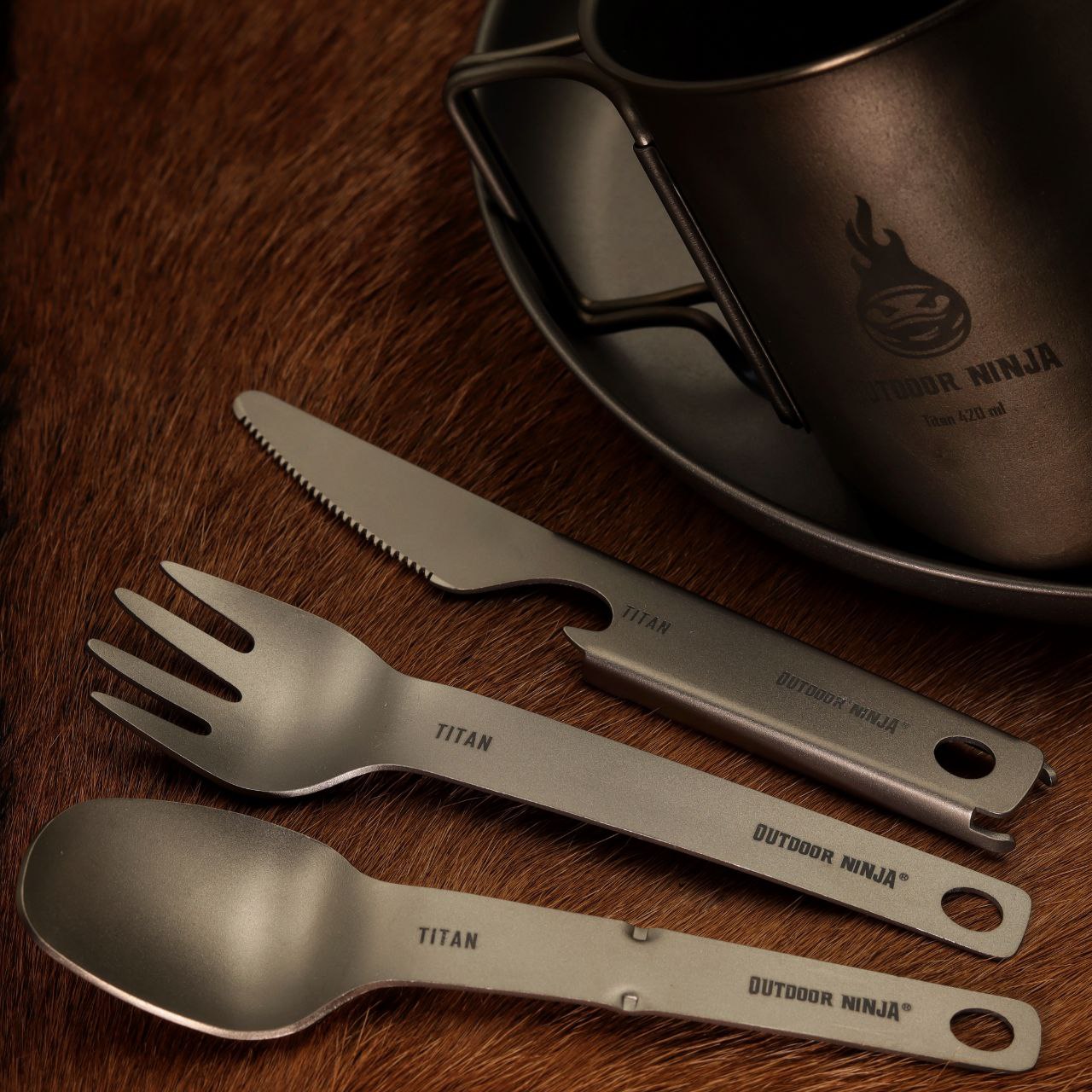 Titan Mini Besteckset Ultraleicht 39 g | 13 cm | Löffel, Gabel, Messer mit Flaschenöffner für Wandern, EDC & Camping